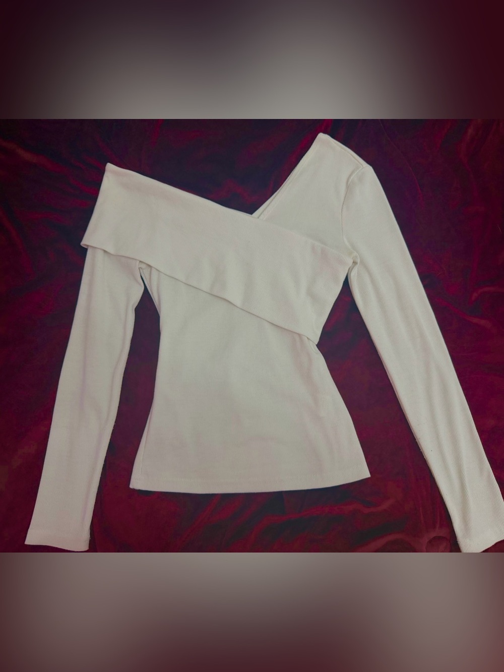 Women's Off-Shoulder Long Sleeve Ribbed Sweater - White